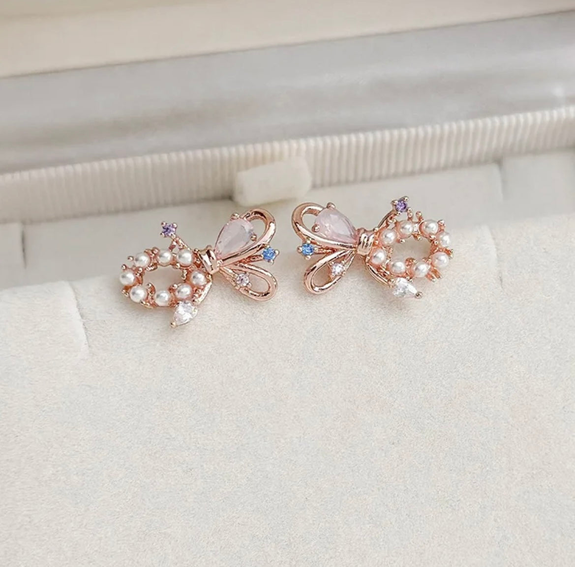 Exquisite Delicate Bowknot Earrings -  - essecoco