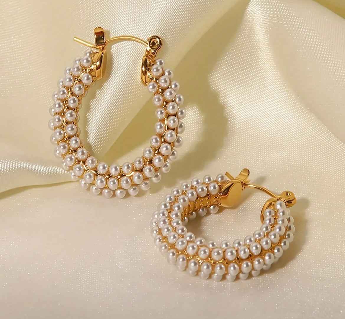 Delicate Hoop Pearl Earrings