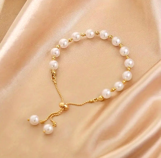 Adjustable Faux Pearl Bracelet - Bow Bracelets - essecoco