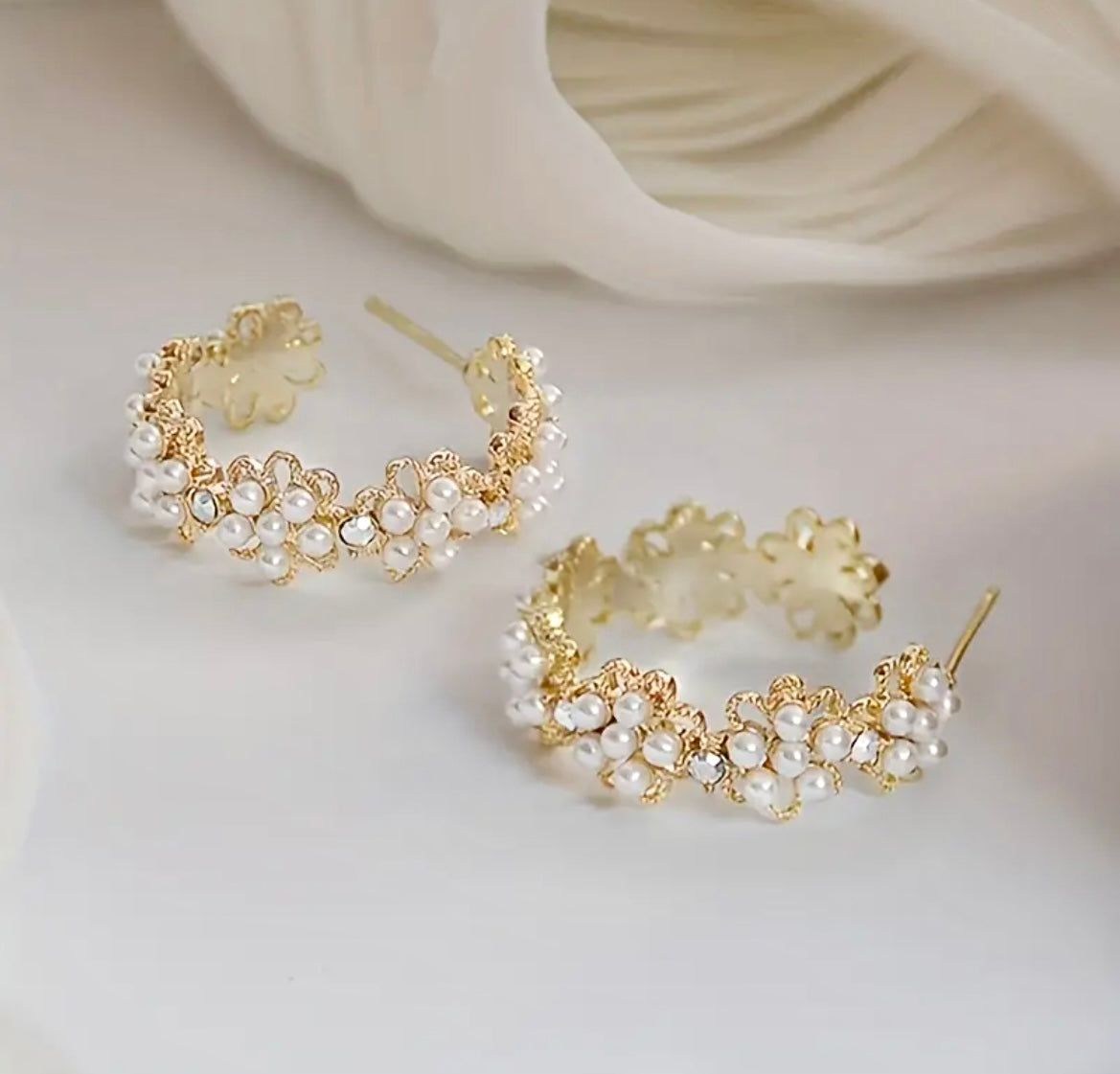 Pearl Daisy Flower Hoop Earrings Inlay - Pearl Hoop Earrings - essecoco