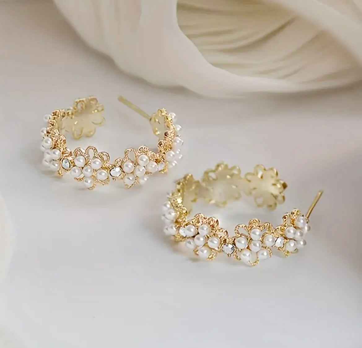 Pearl Daisy Flower Hoop Earrings Inlay
