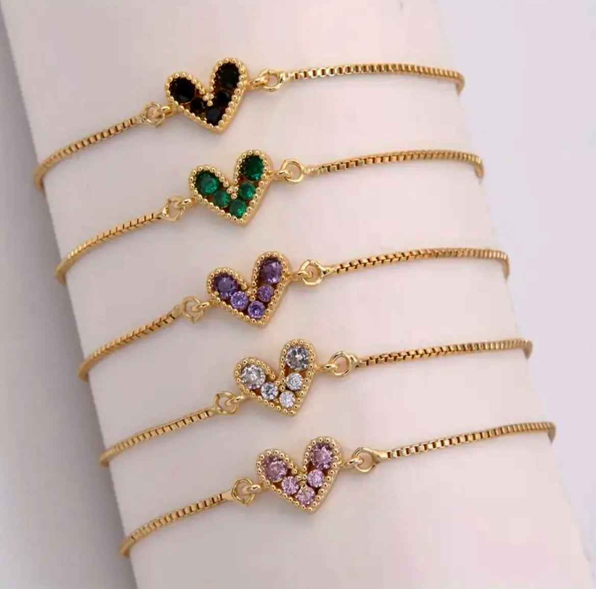 Minimalist And Colorful Zircon Heart Shaped Charm Bracelet
