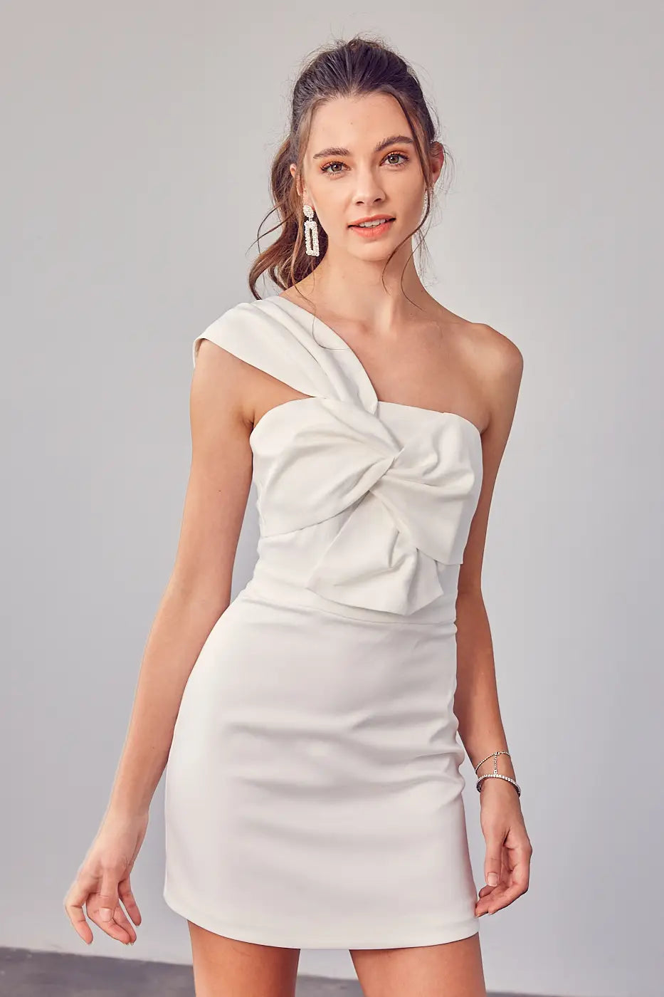 Brie One Shoulder Twist Dress - One shoulder dress - essecoco