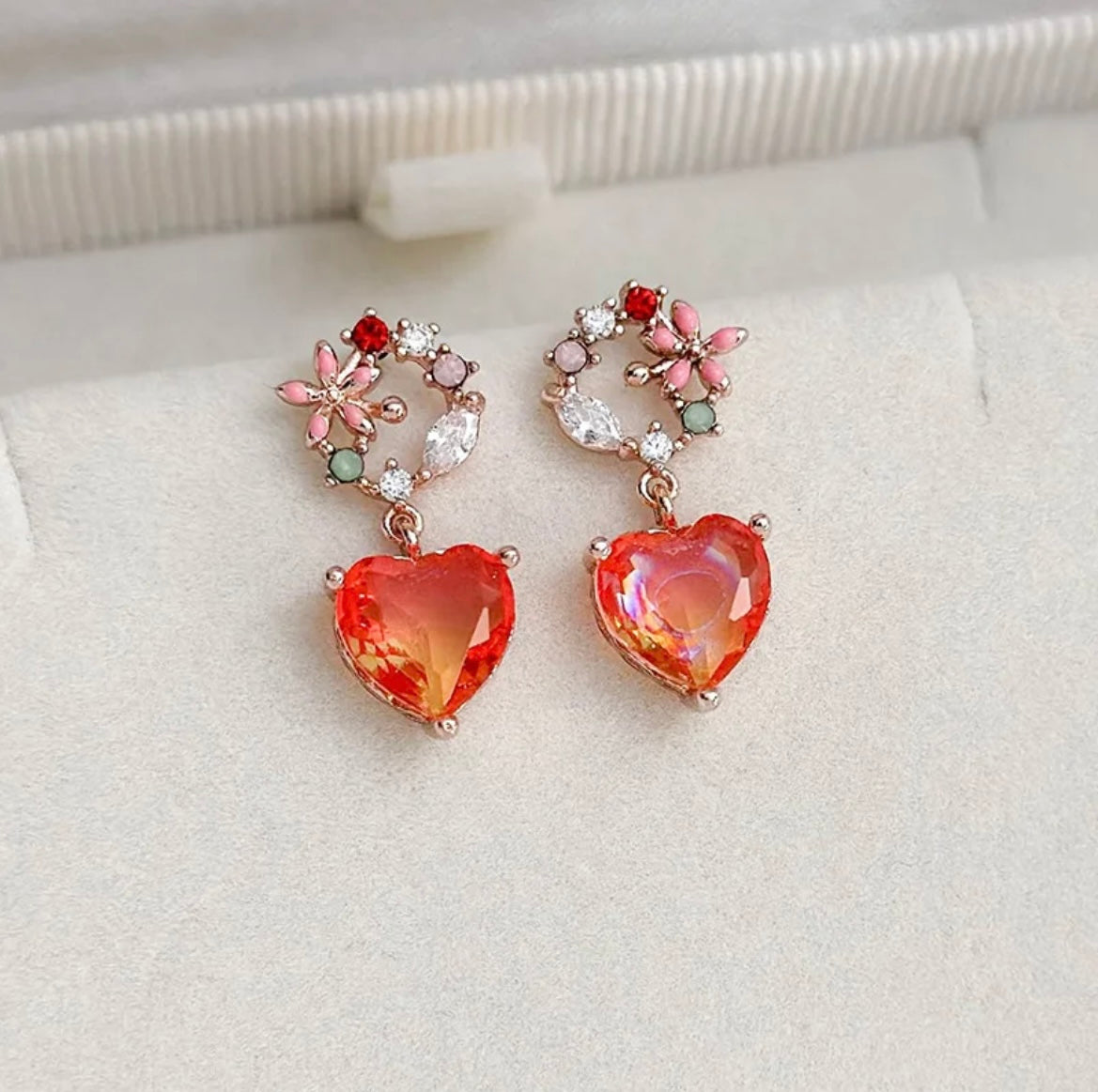 Exquisite Floral Heart Earrings -  - essecoco