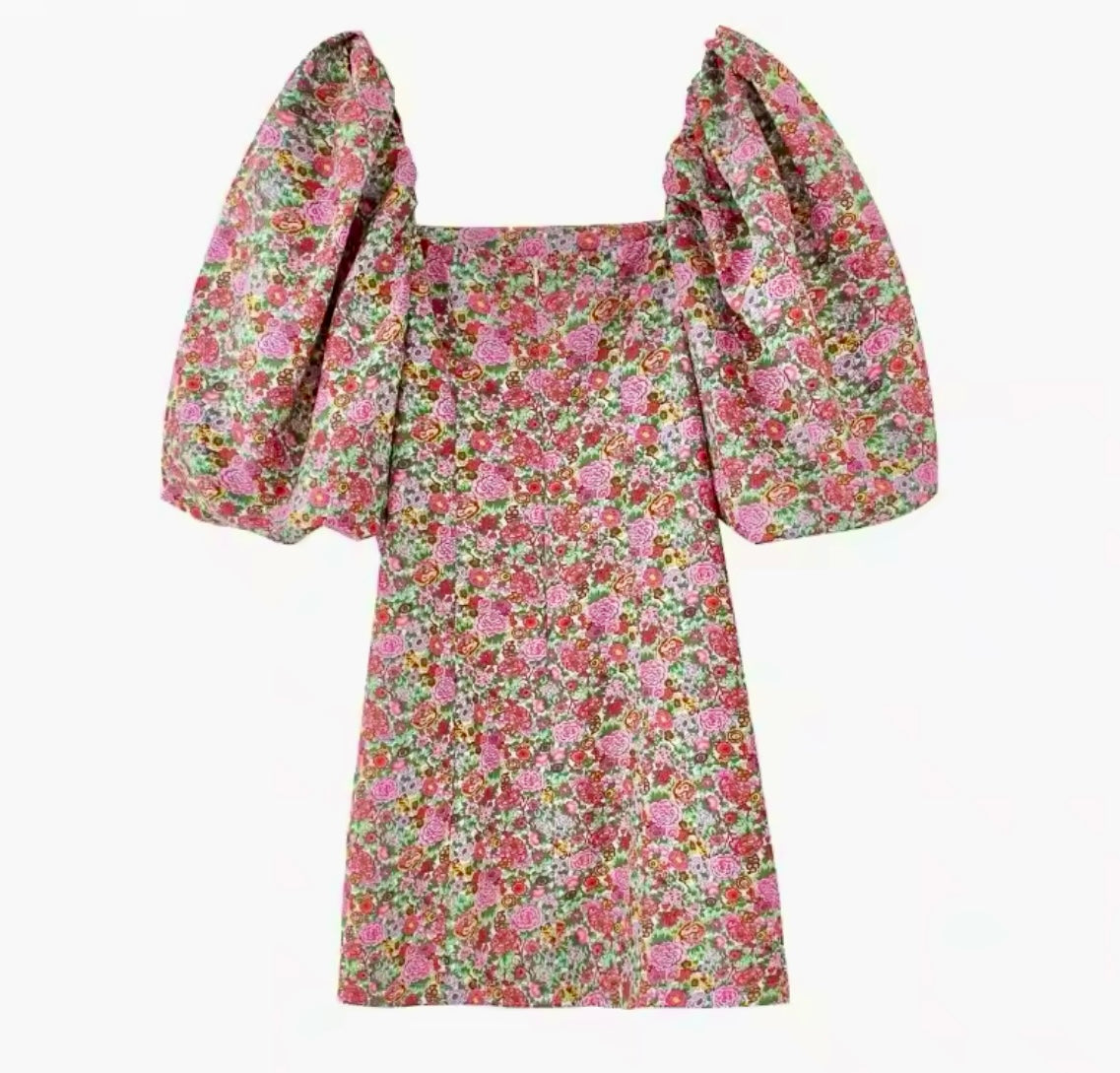 Allison Vintage Floral Puff Sleeve Dress