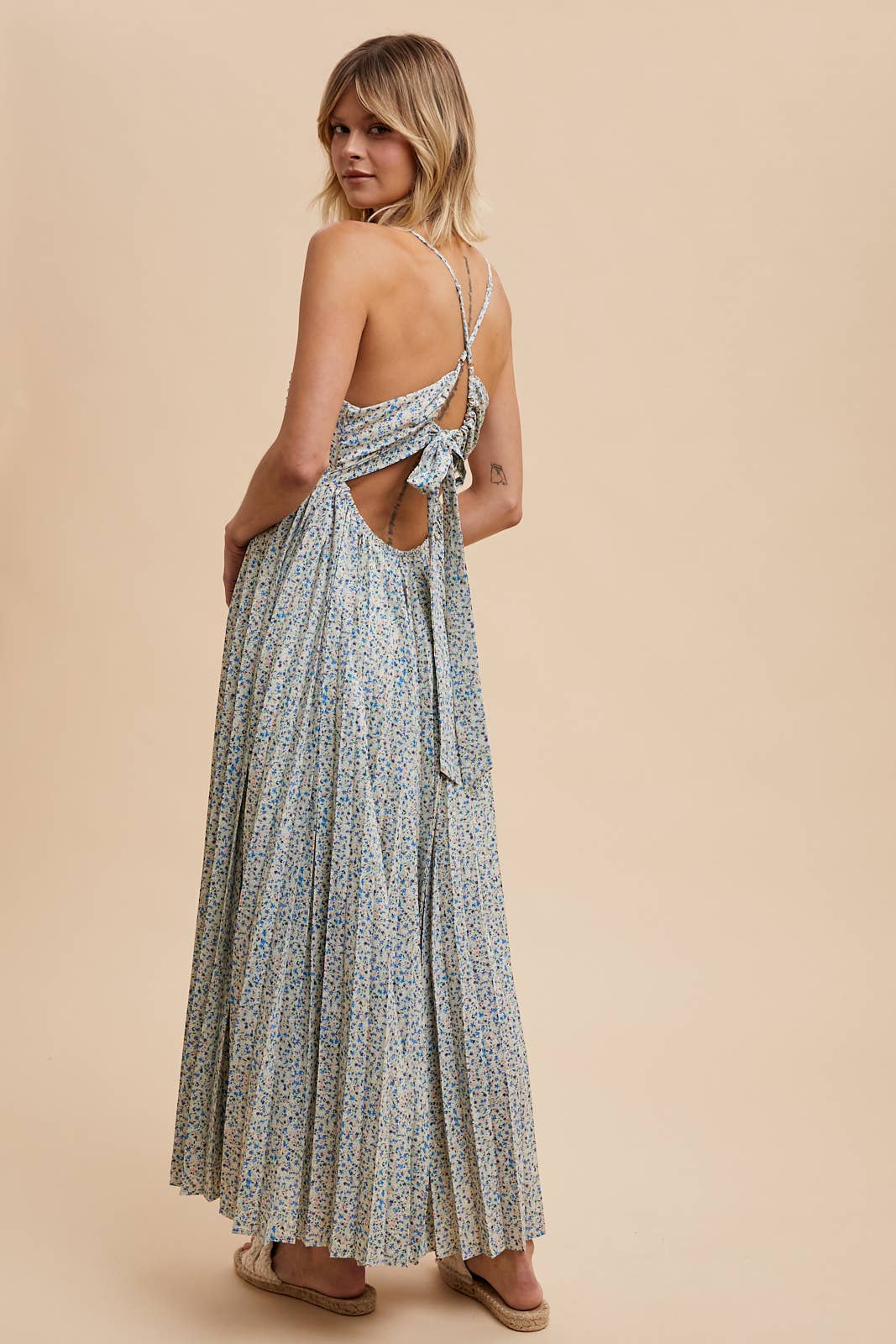 Calani Pleated Floral Maxi Dress - Maxi Dresses - essecoco