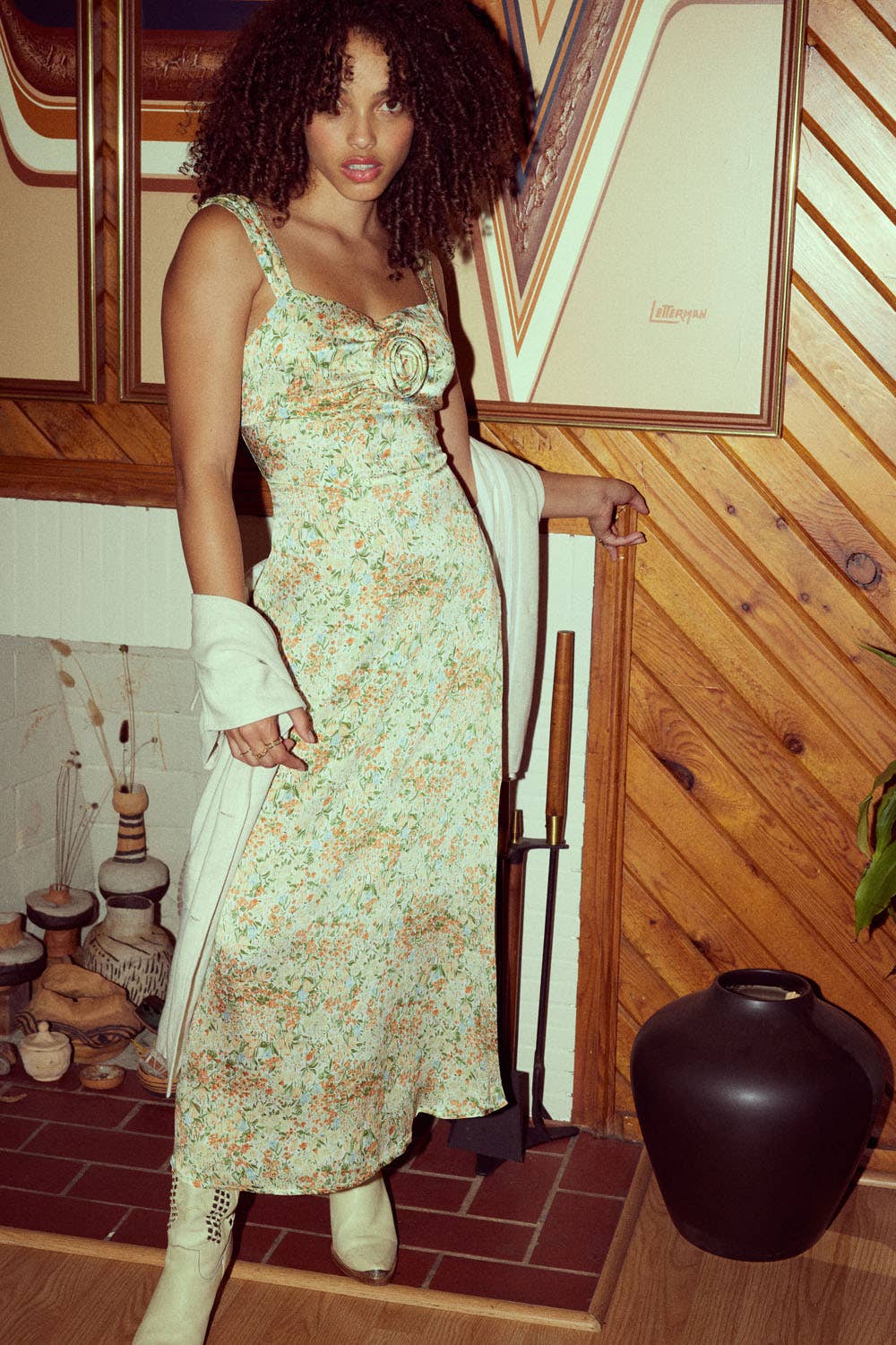 Ellie Sweetheart Floral Midi Dress