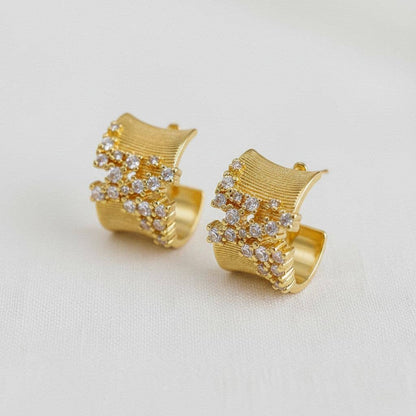 Irregular Cubic Zirconia C-Hoop Earrings -  - essecoco