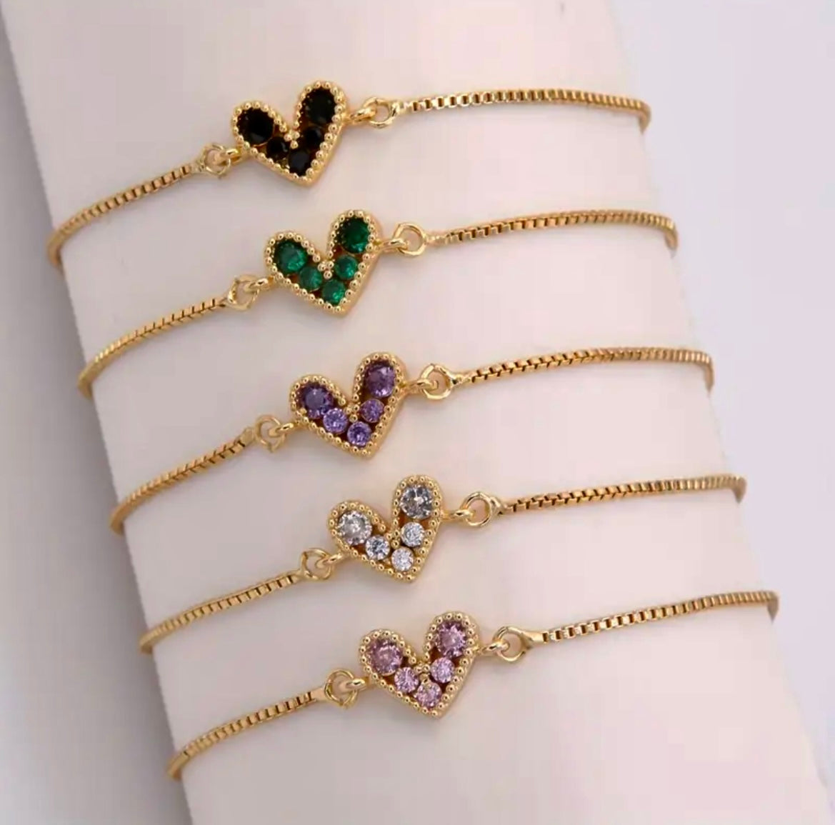 Minimalist And Colorful Zircon Heart Shaped Charm Bracelet -  - essecoco