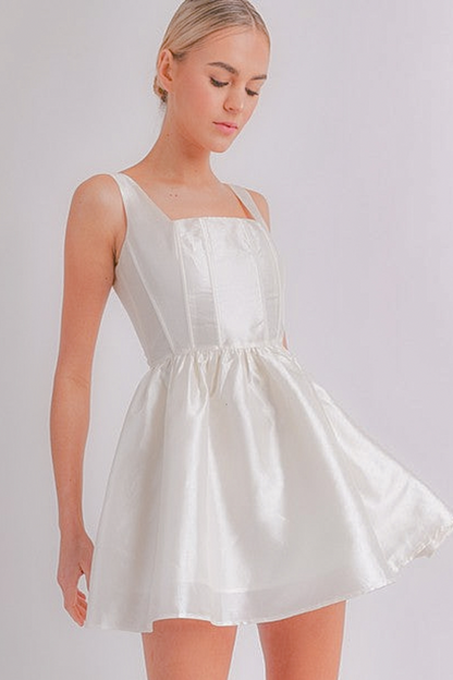 Ava Dainty Dress - Dresses - essecoco